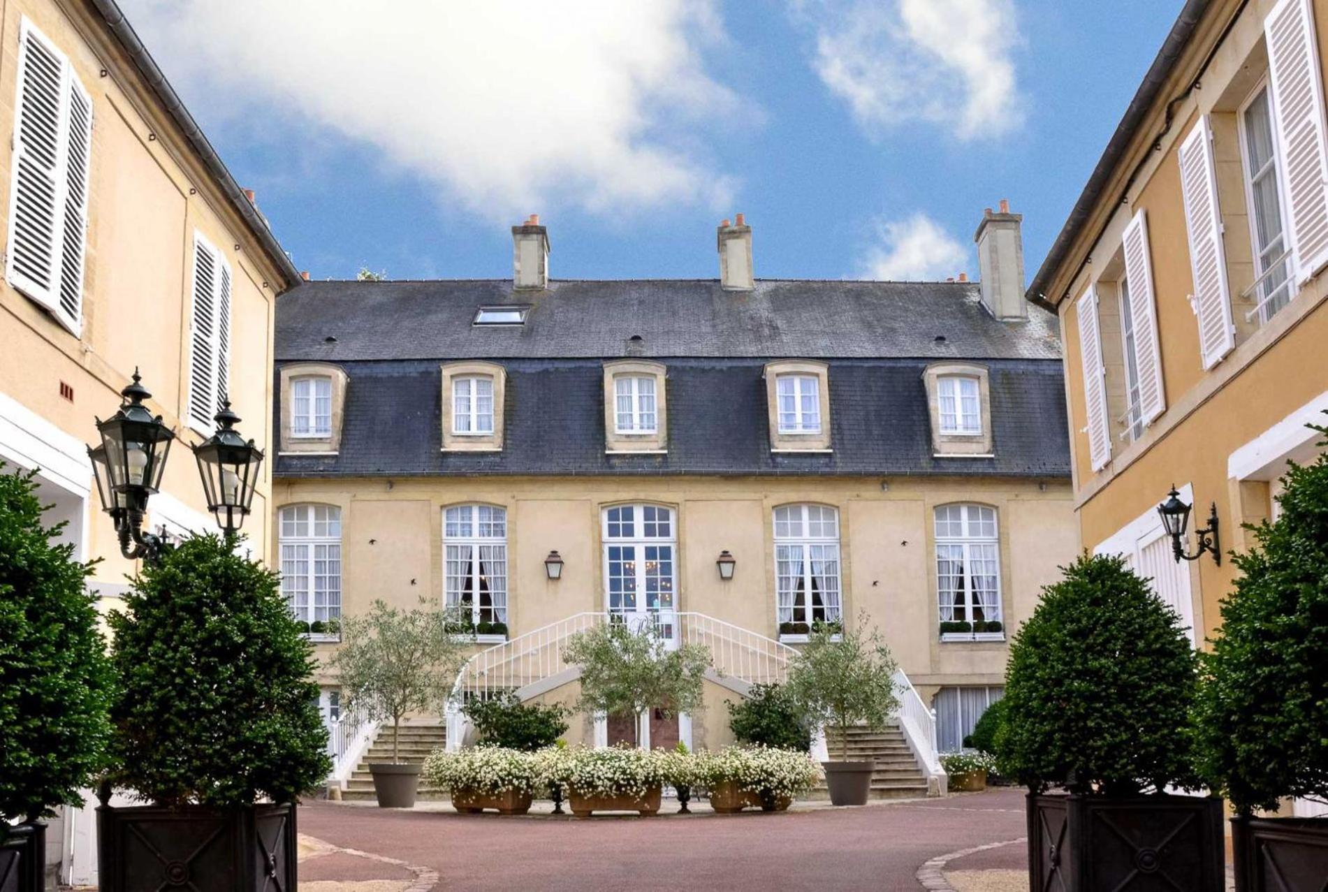Hotel D'Argouges บาเยอ ภายนอก รูปภาพ