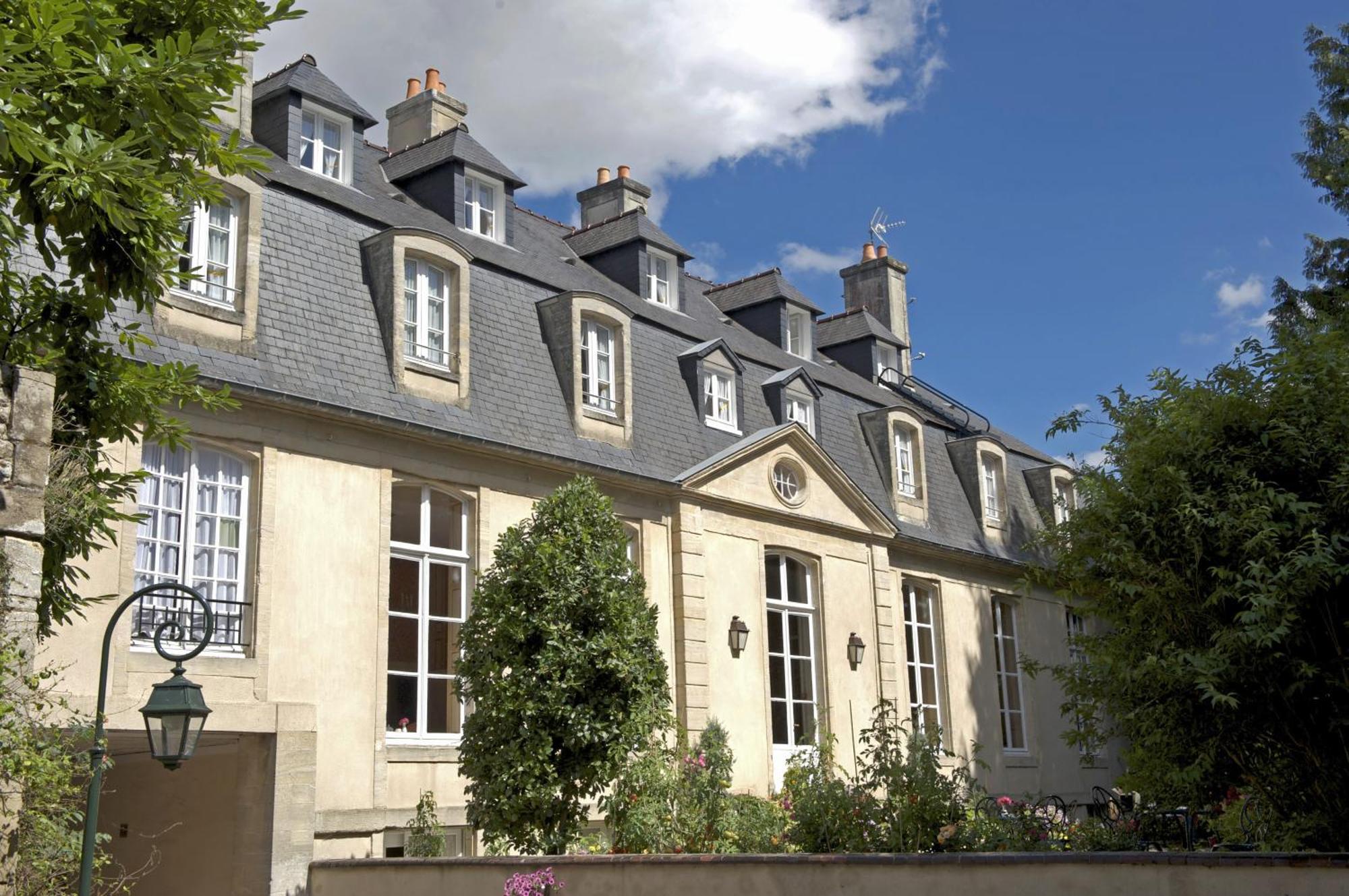 Hotel D'Argouges บาเยอ ภายนอก รูปภาพ