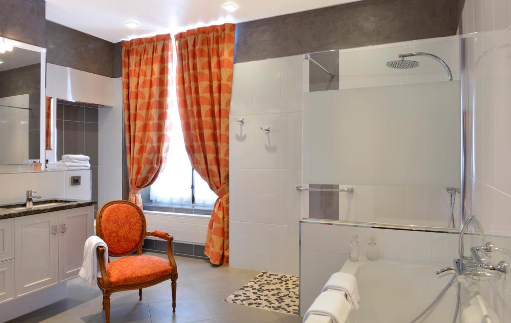 Hotel D'Argouges บาเยอ ภายนอก รูปภาพ