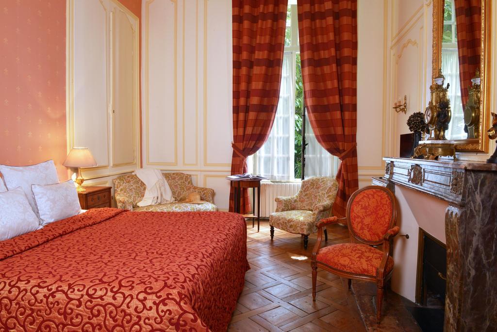 Hotel D'Argouges บาเยอ ภายนอก รูปภาพ